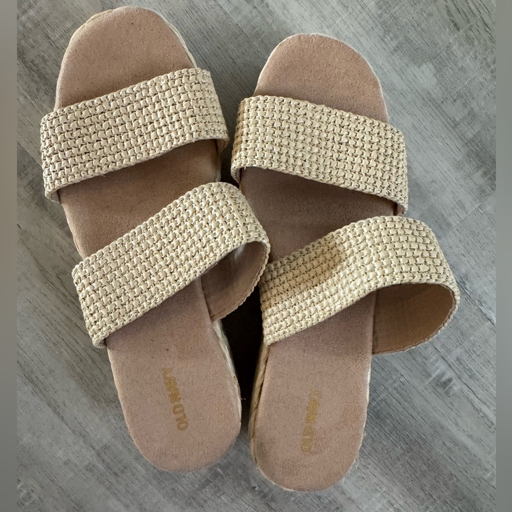 Old Navy Women's Cream Sandals